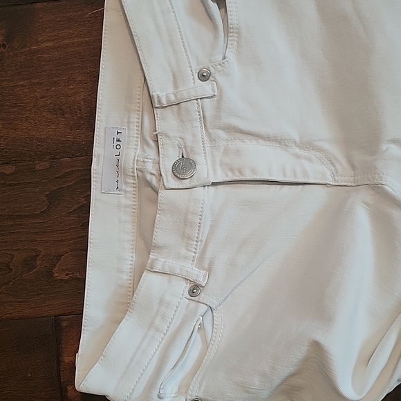 Loft Jeans - Picture 2 of 3